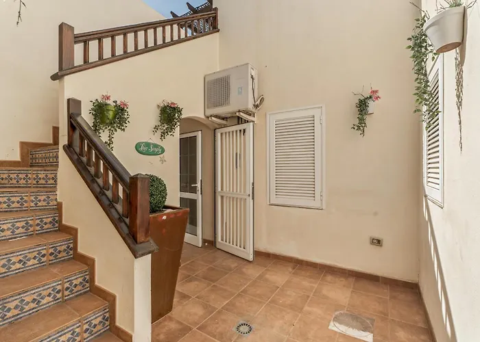 La Caleta Seaside With Pool * أذيخي