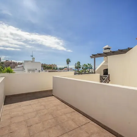 La Caleta Seaside With Pool * アデヘ