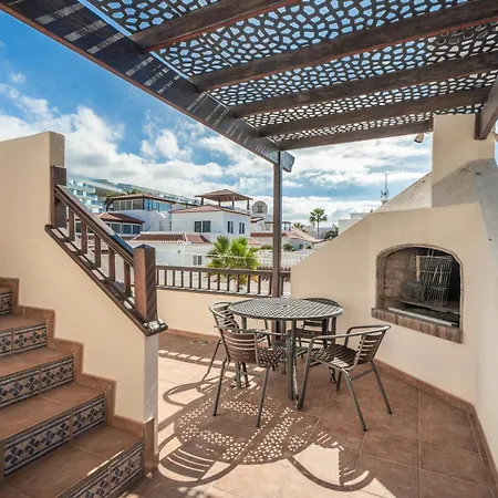 La Caleta Seaside With Pool